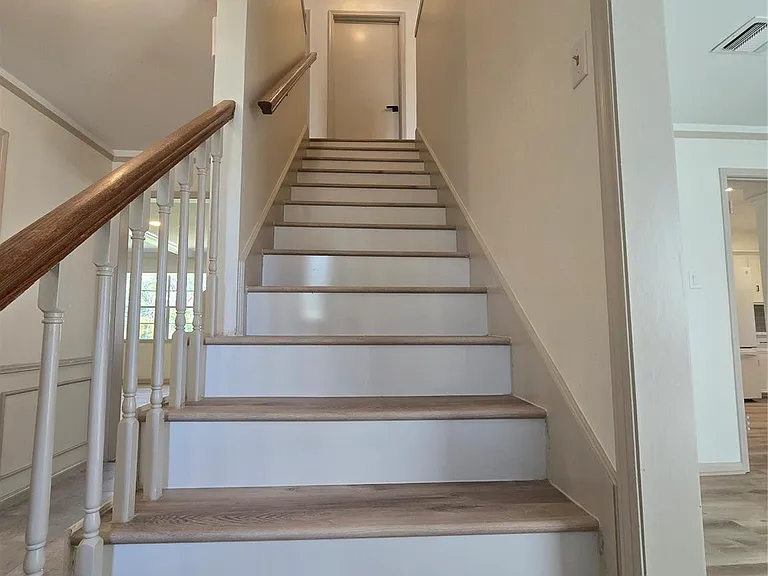 306 Houghton Rd — Photo 12