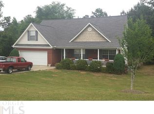 554 Brewer Dr, Locust Grove, GA 30248