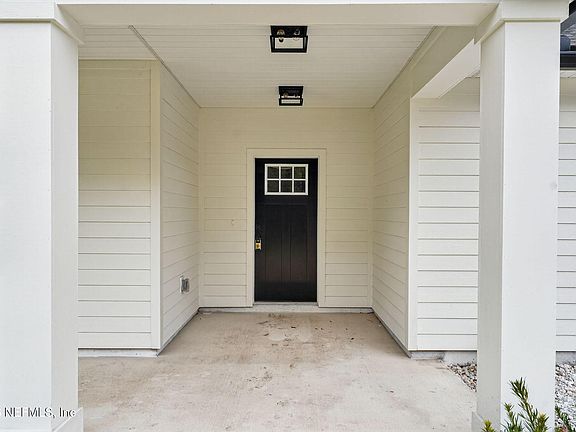 5th image of 20 YUCCA Street