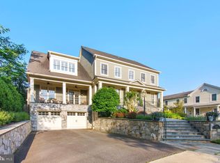 2021 N Kenmore St, Arlington, VA 22207