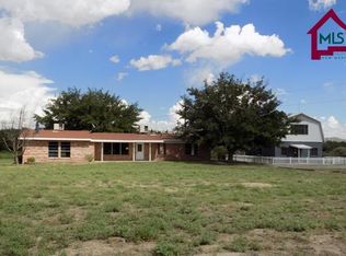 383 Fossil, Las Cruces, NM 88007