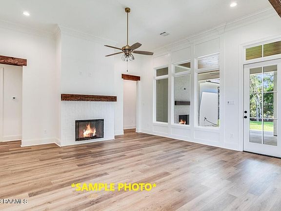 5th image of 303 Stony Trek Dr