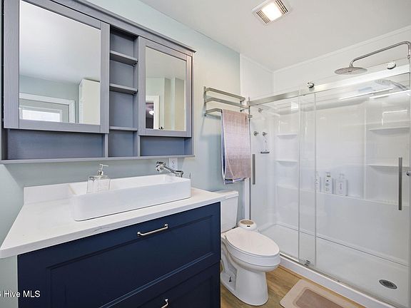 4th image of 2625 Garden Grove Way