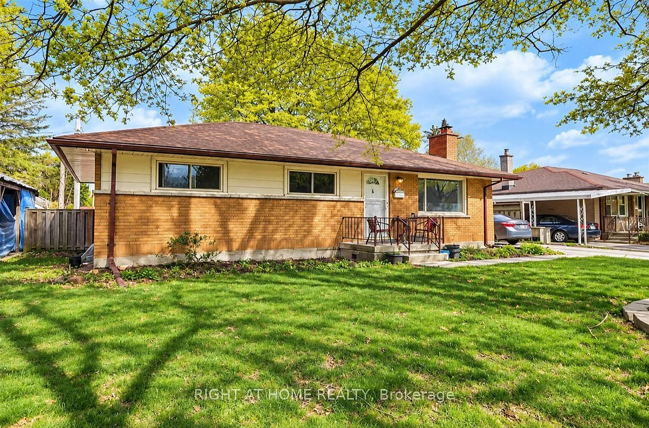2 bed, $1,695 — Photo 1
