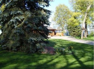 47784 Edgewater Cir, Garrison, MN 56450