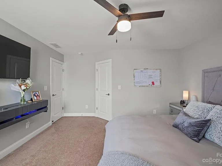 1003 Angora Ct — Photo 42