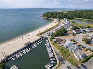 54 Ridgewood Rd, Old Lyme, CT 06371