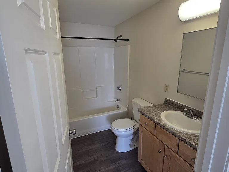 393 Spruce St #3 — Photo 8