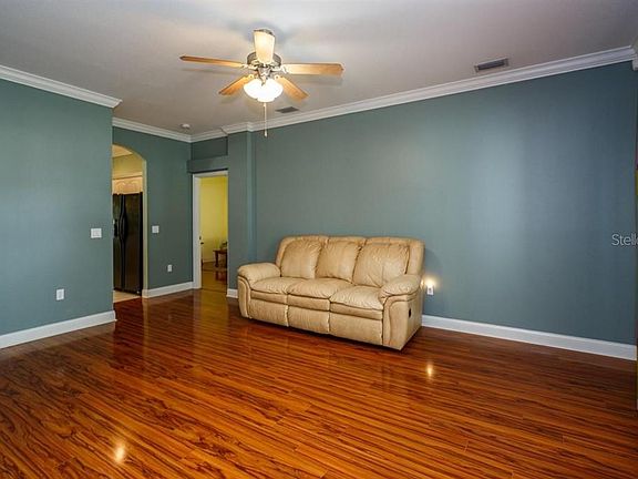 4th image of 2169 Brewster Dr