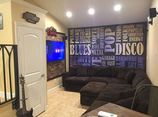 365 W 62nd St, Hialeah, FL 33012