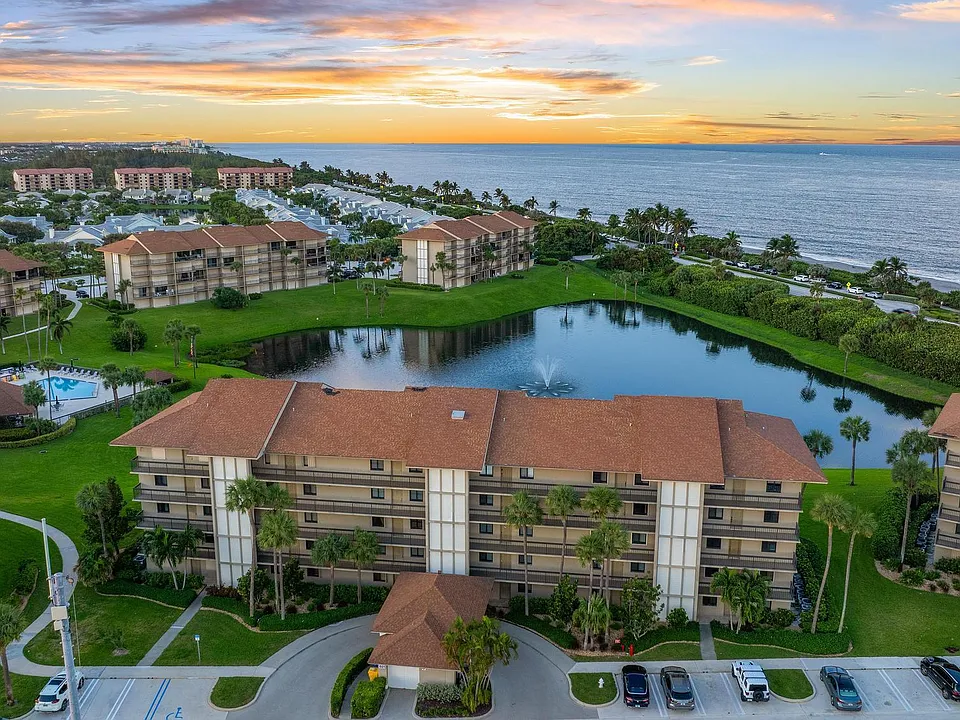 601 S Seas Dr #106