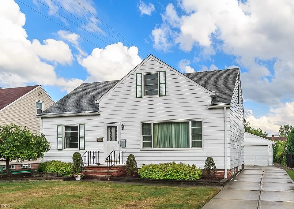 1st image of 30212 Fairway Blvd
