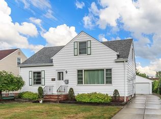 30212 Fairway Blvd, Eastlake, OH 44095