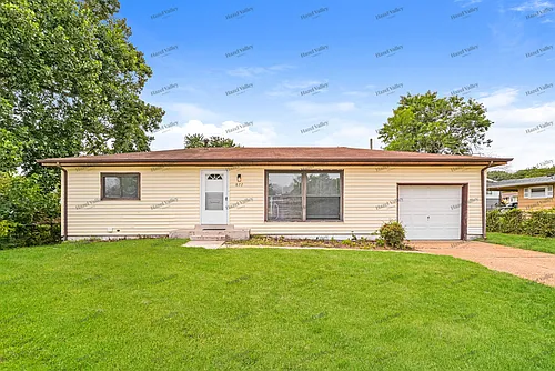 822 Lightwood Dr Photo 1