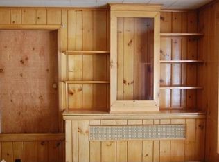 876 Hickory St, Cleveland, WI 53015