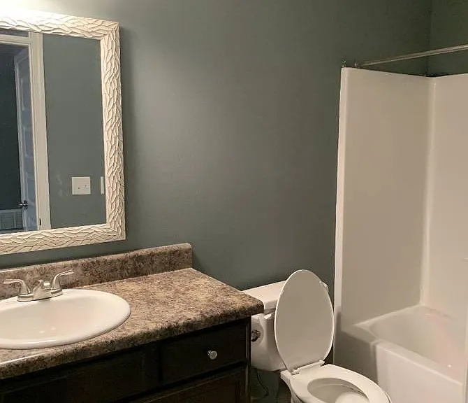 1034 Oakwood Lakes Blvd — Photo 3