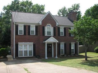 958 Country Oaks Ct, Lawrenceville, GA 30044