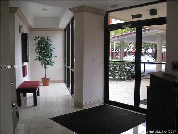3rd image of 1300 NE Miami Gardens Dr APT 213E