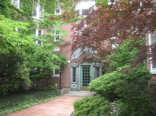1572 Massachusetts Ave APT 60, Cambridge, MA 02138