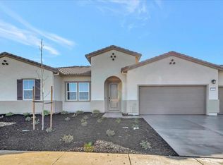 302 Amara Ln, Hollister, CA 95023