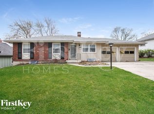 804 NW Hearnes Ave, Blue Springs, MO 64015