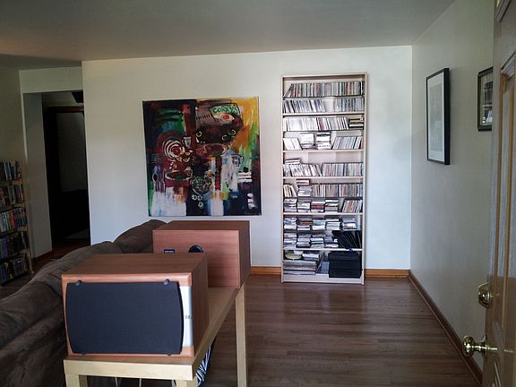 Living rom from Front Entran