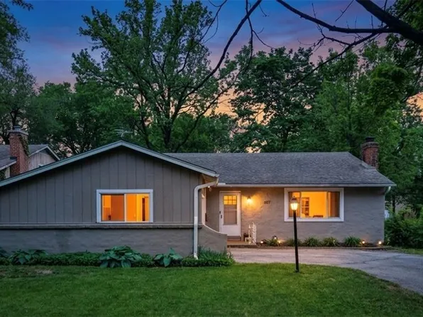 607 E 90th Ter, Kansas City, MO 64131