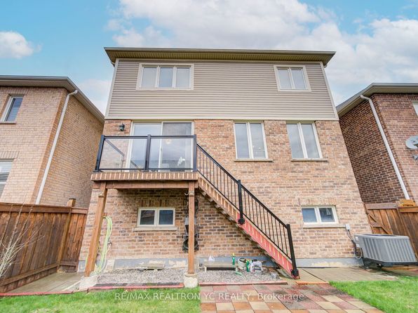 1014 Biason Cir, Milton, ON L9T 8S9