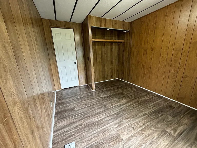 136 Jodi St — Photo 13