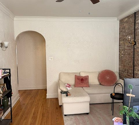 4th image of 2842 N Whipple St APT 1B