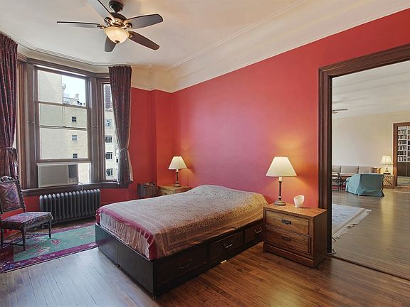 3rd image of 366 Broadway APT 11B