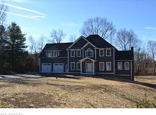 7 Clydesdale Cir, Ellington, CT 06029