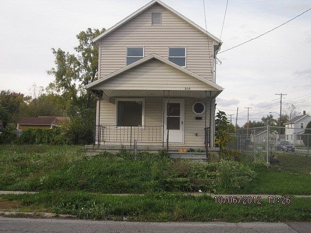 1st image of 816 Bennett St