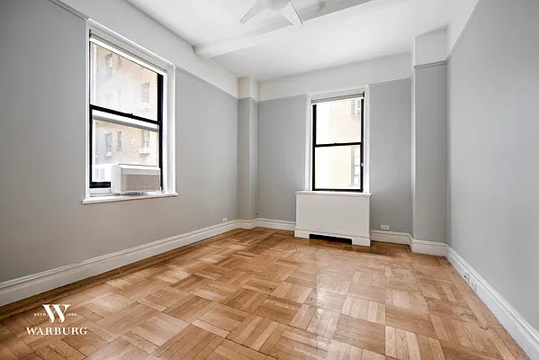 Sold by Warburg | media 5
