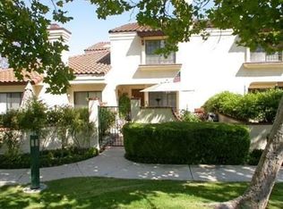322 Country Club Dr UNIT D, Simi Valley, CA 93065