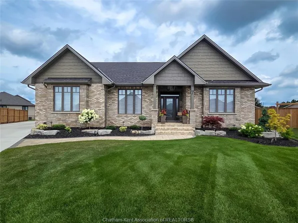 7 Tracy Dr, Chatham Kent, ON N7M 0S8