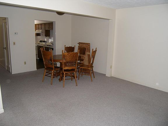 5th image of 354 N Bonita Ave