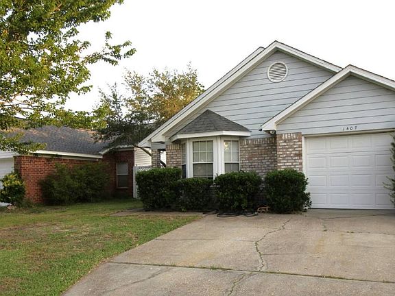 2nd image of 1407 Sterling Point Dr