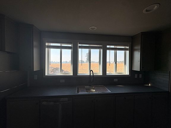 4th image of 4851 W Enoch Rd