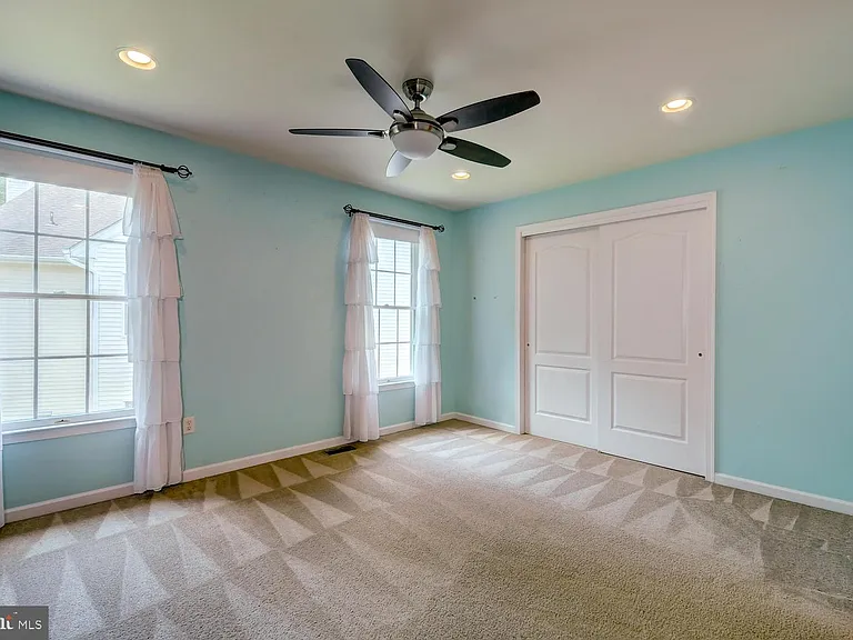 45 Lockwood Dr — Photo 41