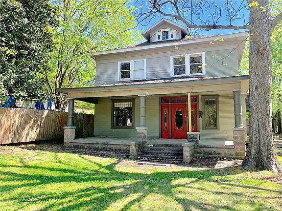 3rd image of 602 N 13th St