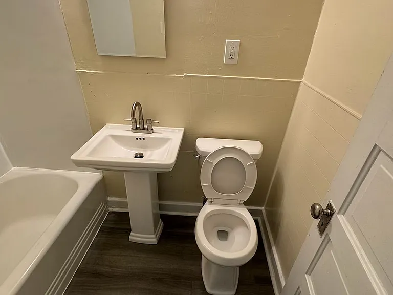217 W Michigan Ave #1 — Photo 5
