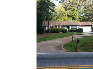 2872 N Deshong Rd, Stone Mountain, GA 30087