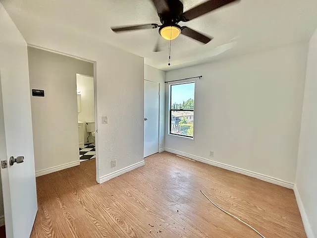 218 Lake Shore Ter #3 — Photo 6