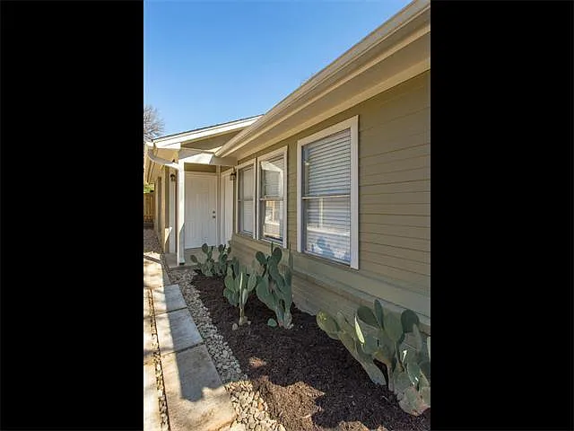 6403 Auburn Dr #A — Photo 4