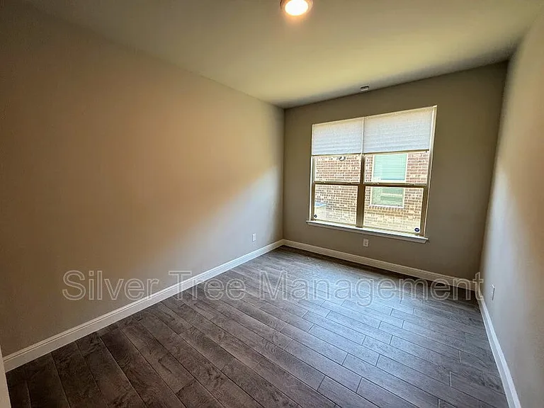 10921 Rockchapel Dr — Photo 22