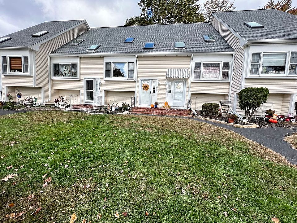 1st image of 1359 Plymouth St