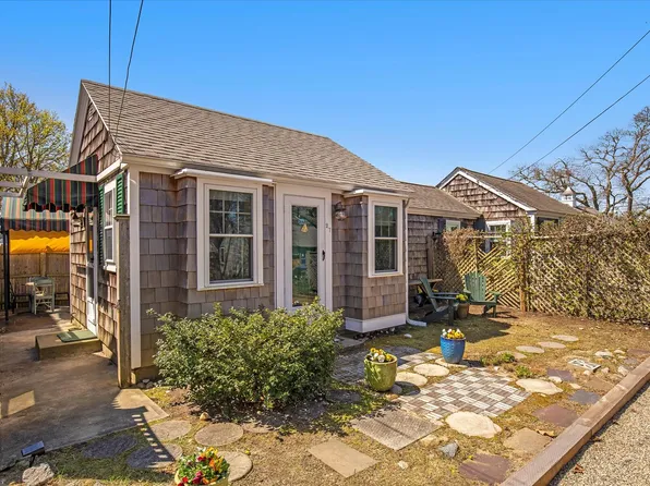 23 Arbor Way #27, Dennis, MA 02638