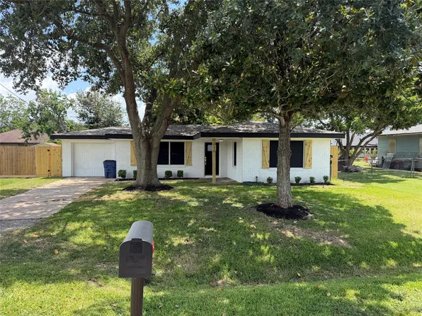 316 S Noble Rd, Texas City, TX 77591