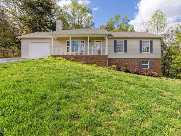 1606 Sky View Dr, Kingsport, TN 37660